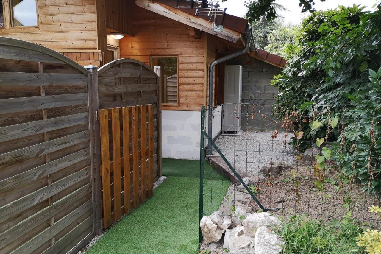 #M1 La Maisonnette Des 3 Ponts Terrace Saint-Egreve Exterior photo